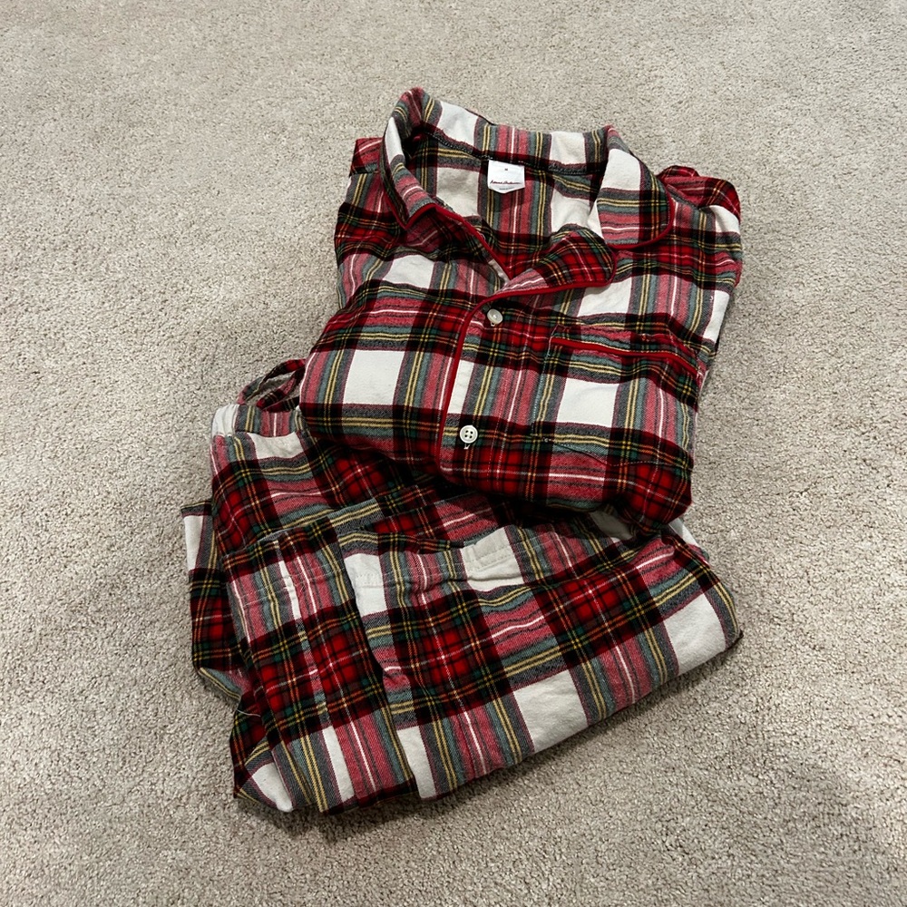 Hanna Andersson Adult Unisex Plaid Holiday Pajamas Size M